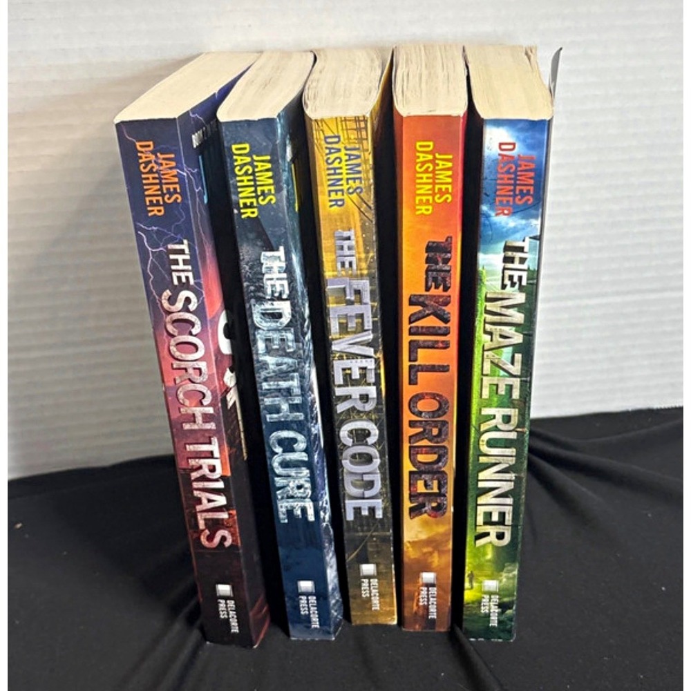 James Dashner Maze Runner Series 5-Book Paperback Set Movie Tie-In Edition